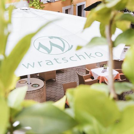 Hotel Am Marktplatz - Landgasthof Wratschko - 게믈리츠 외부 사진